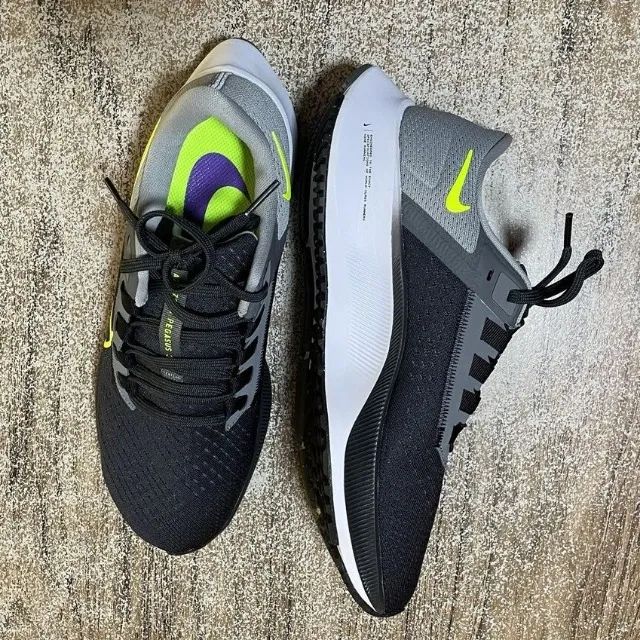 Nike zoom hot sale pegasus 42