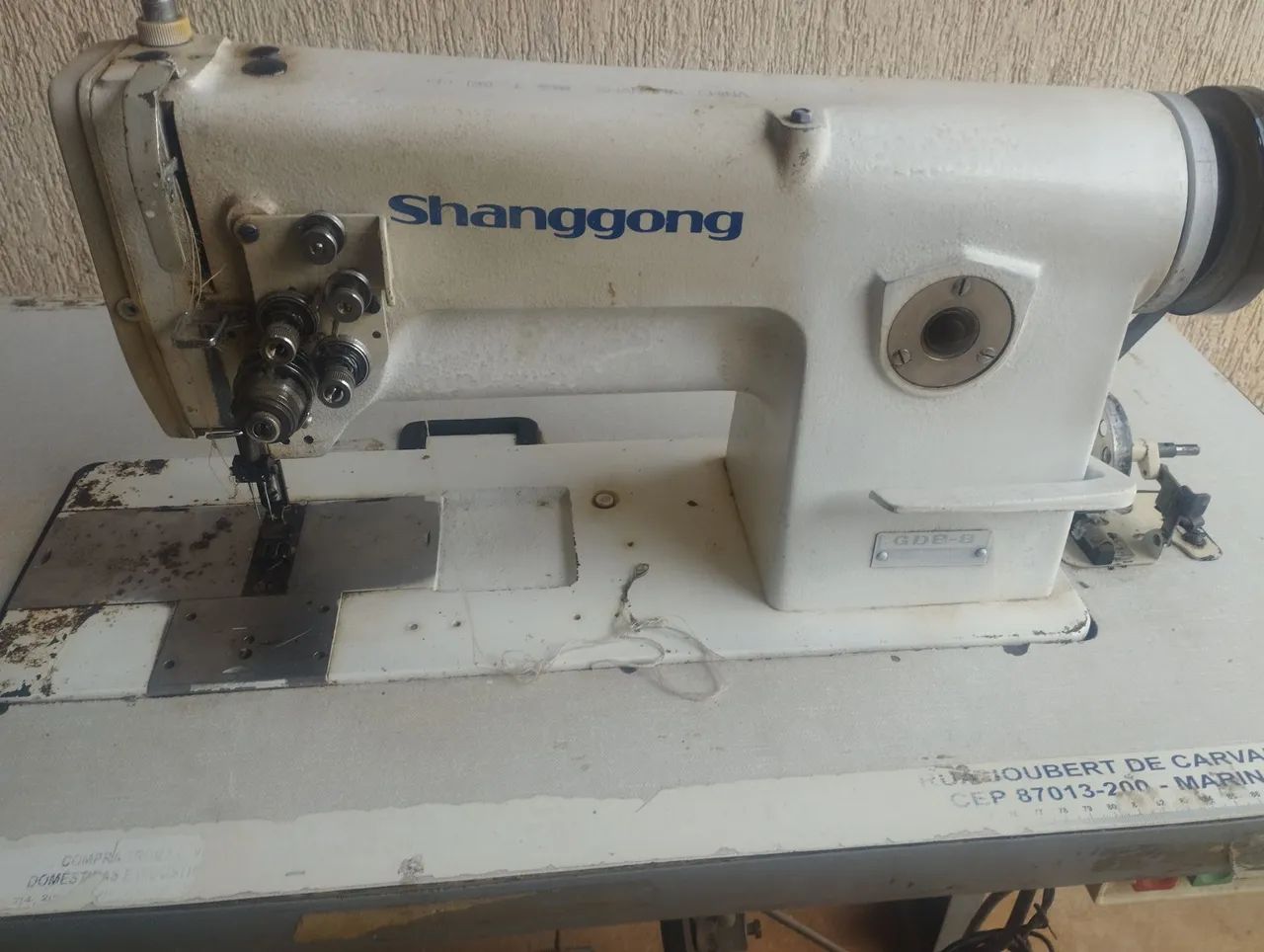 Máquina costura 