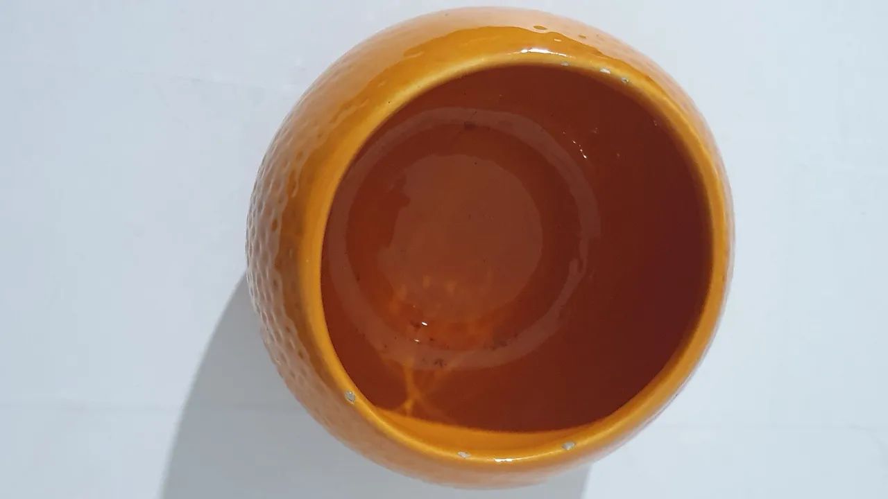 Porta temperos em cerâmica com formato de laranja - Foto 3