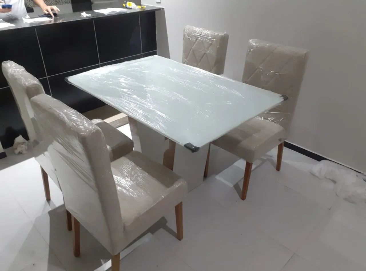 Conjunto Mesa e 4 Cadeiras P.R.O.M.O.Ç.Ã.O - Foto 2