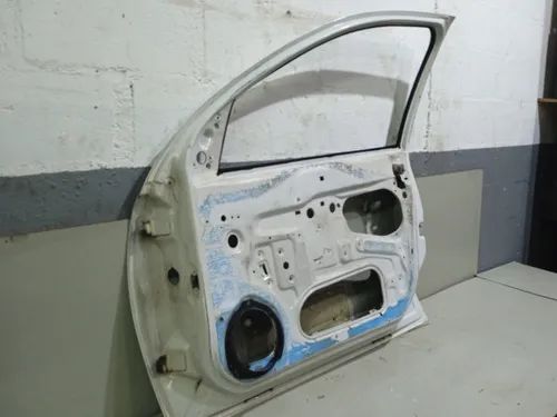 Porta Dianteira Direita C/detalhe Corsa Montana Sedan 2001 - Foto 3