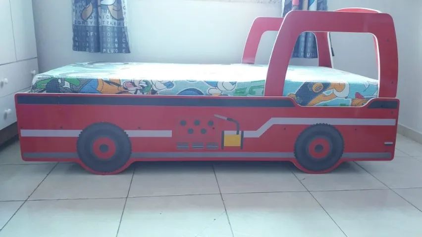 Cama Infantil Masculina Solteiro Caminhão de Bombeiro Vermelho com Colchão