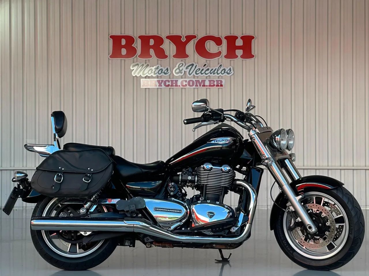 THUNDERBIRD 1700 COMMANDER ABS PRETA 2015/2015