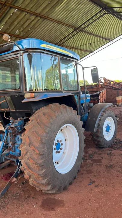 Vende se trator 5630 4x4 - Foto 3