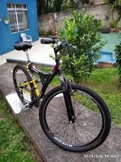 Bicicleta 21marchas com suspensão pneus novos.bicicleta usada em estado de nova... - Foto 2