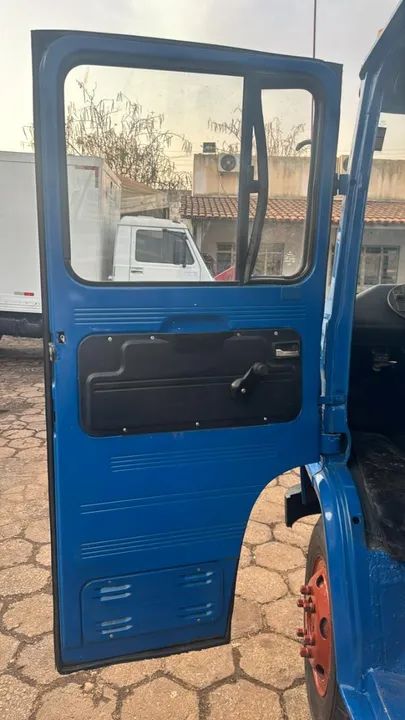 MB 608 D 1985/1985 Carroceria - Foto 7