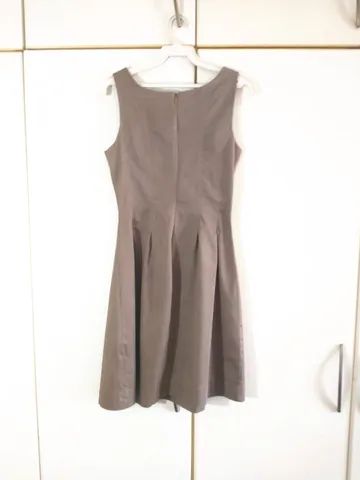 Vestido marrom claro cintura marcada - Foto 5
