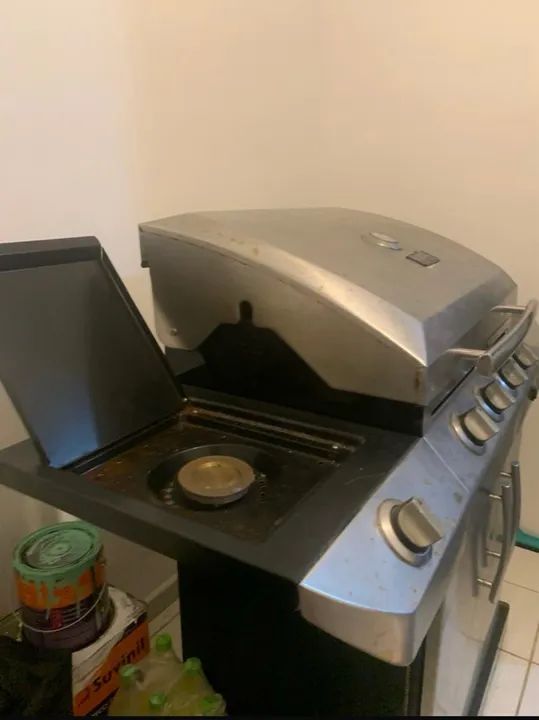 Churrasqueira a Gás Usada