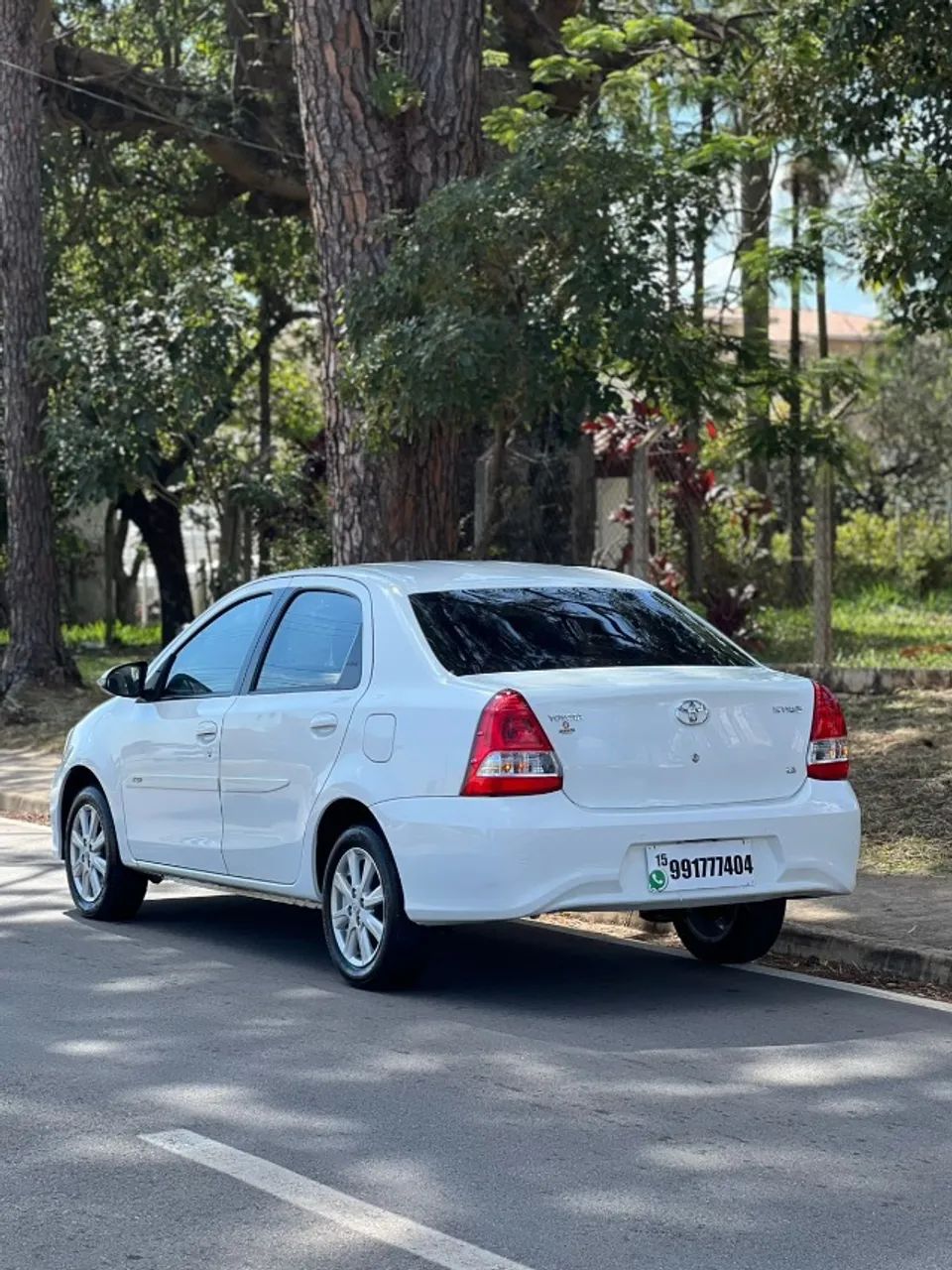 TOYOTA ETIOS 1.5 X PLUS AUT 2020 - Foto 2