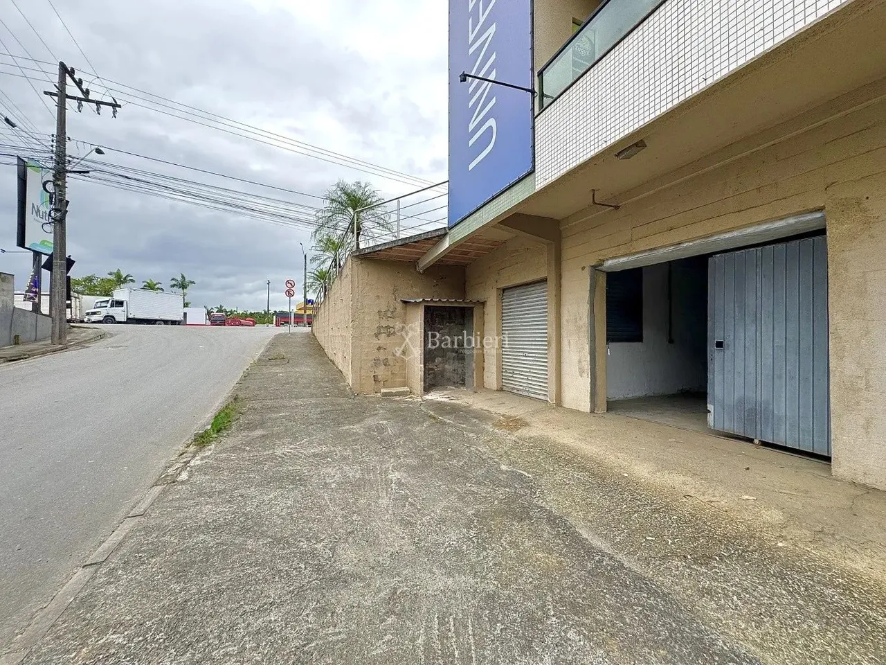 Sala comercial para Locação Próximo à BR-470 | Blumenau/SC