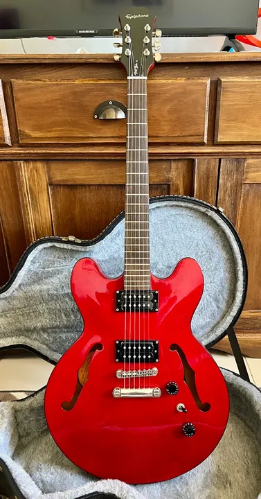 Epiphone ES-335 Dot Studio Semi Acústica