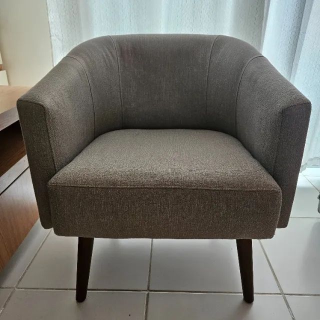 Poltrona de linho em fino acabamento  - Foto 5