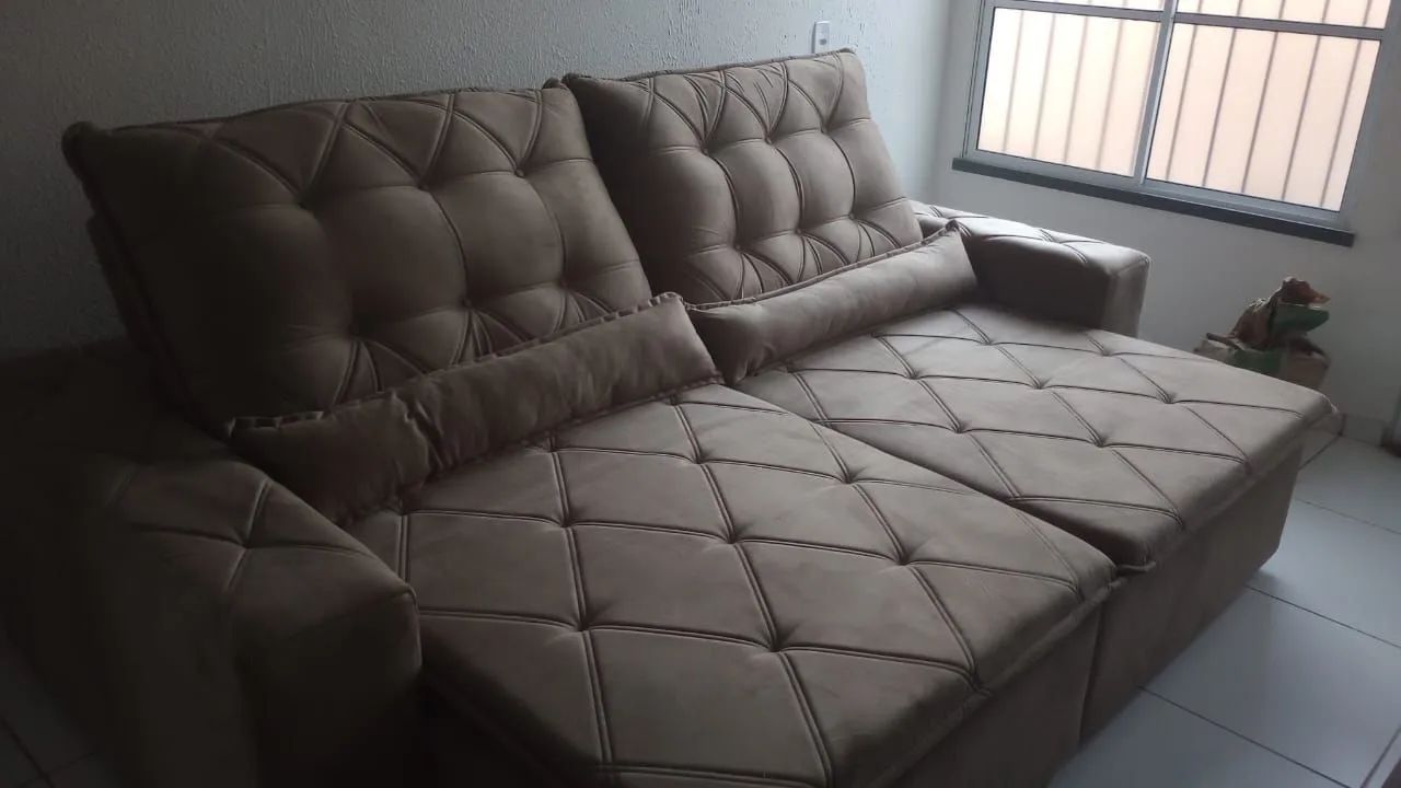 Vendo sofá retrátil 64960475949186120