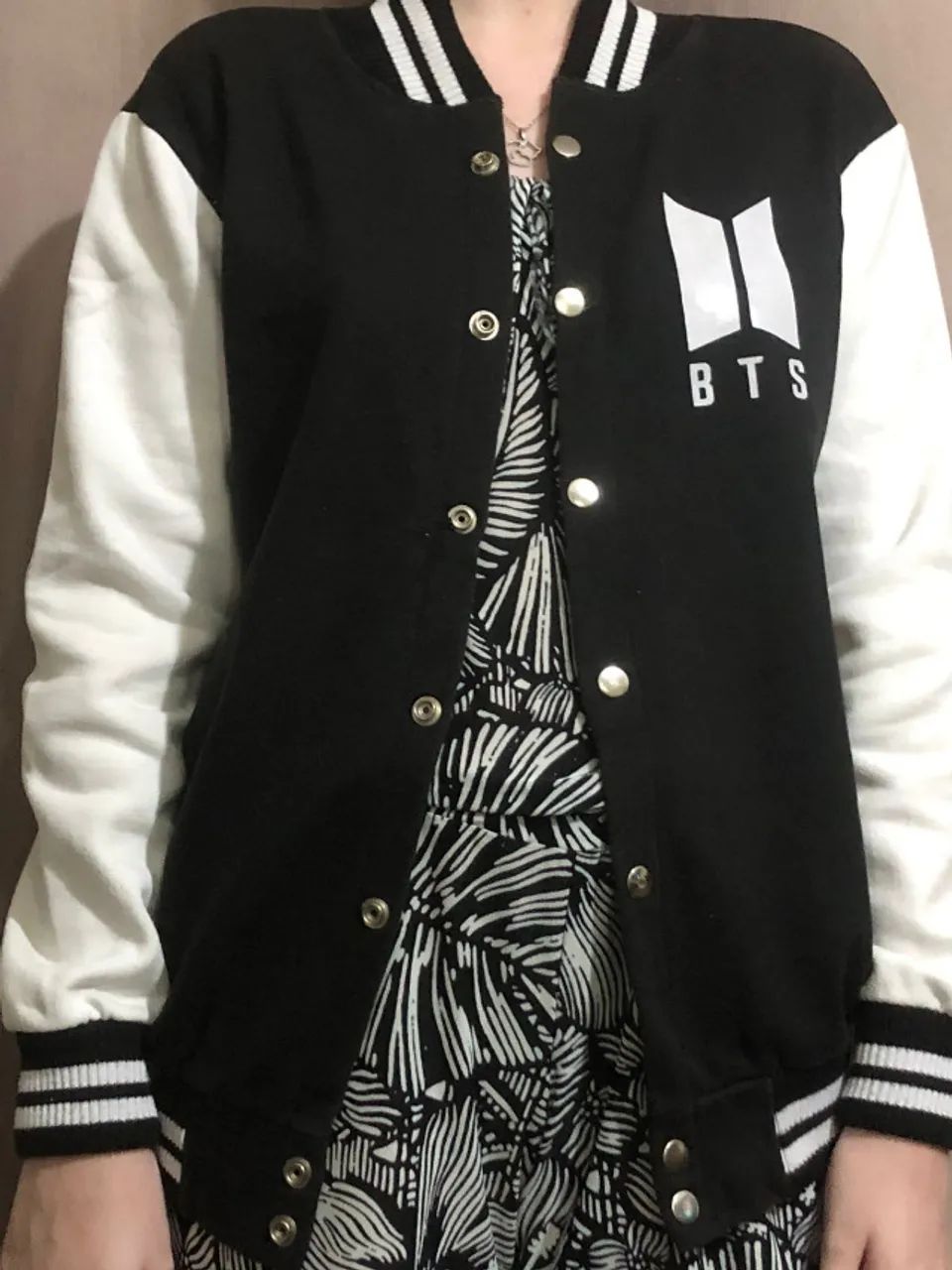 Casaco BTS jaqueta college feminino tamanho M Roupas Fazenda