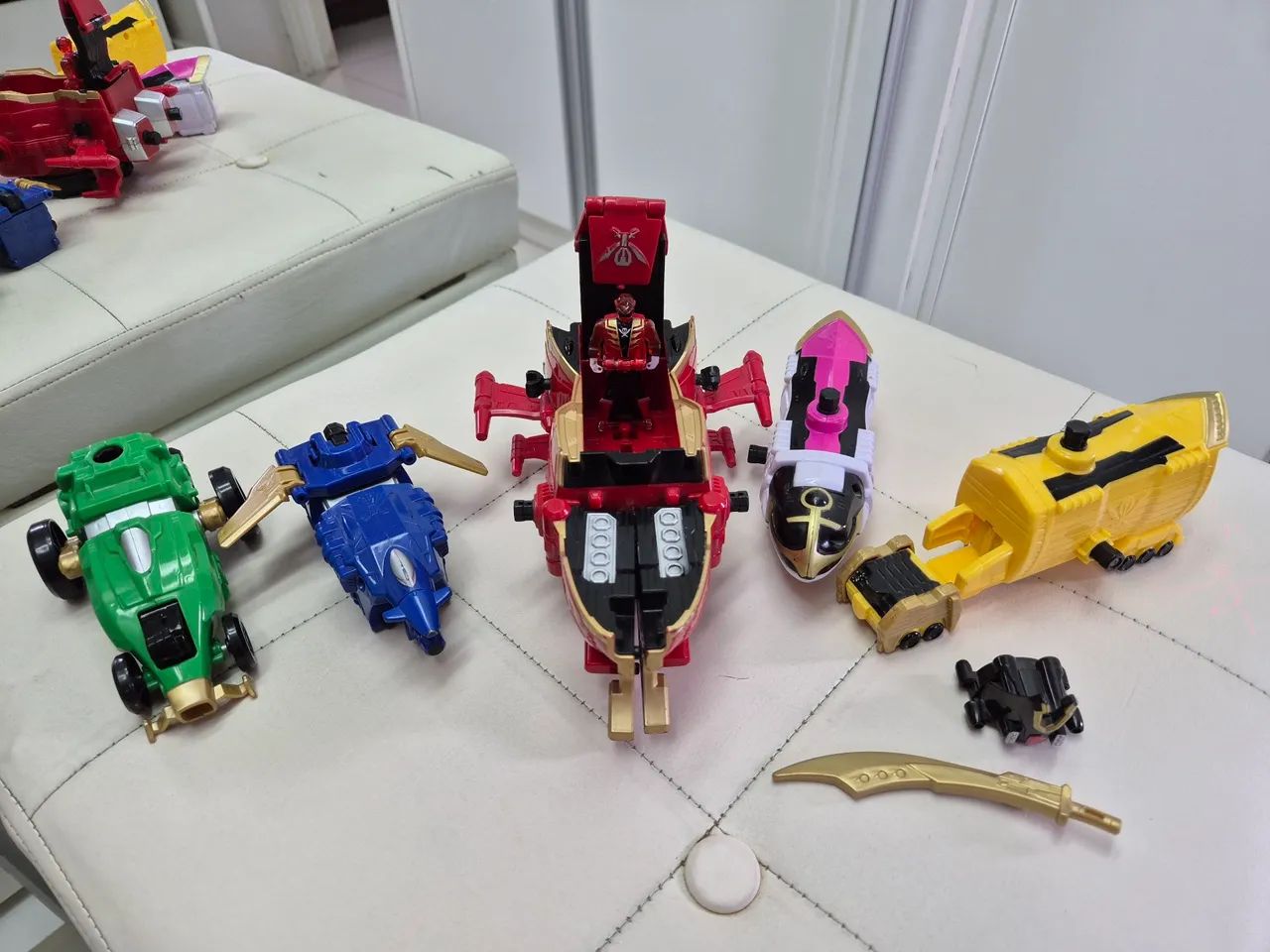 Power Rangers Super Megaforce - Lendário Megazord  - Foto 5