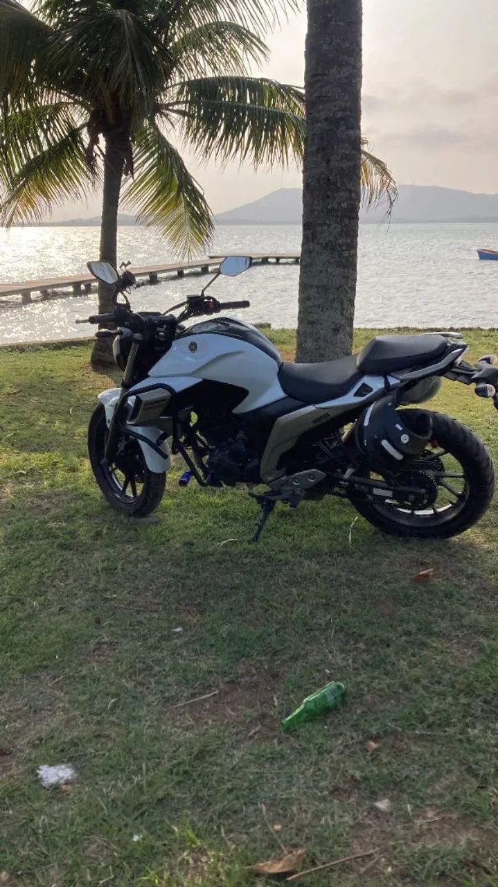 Fazer 250