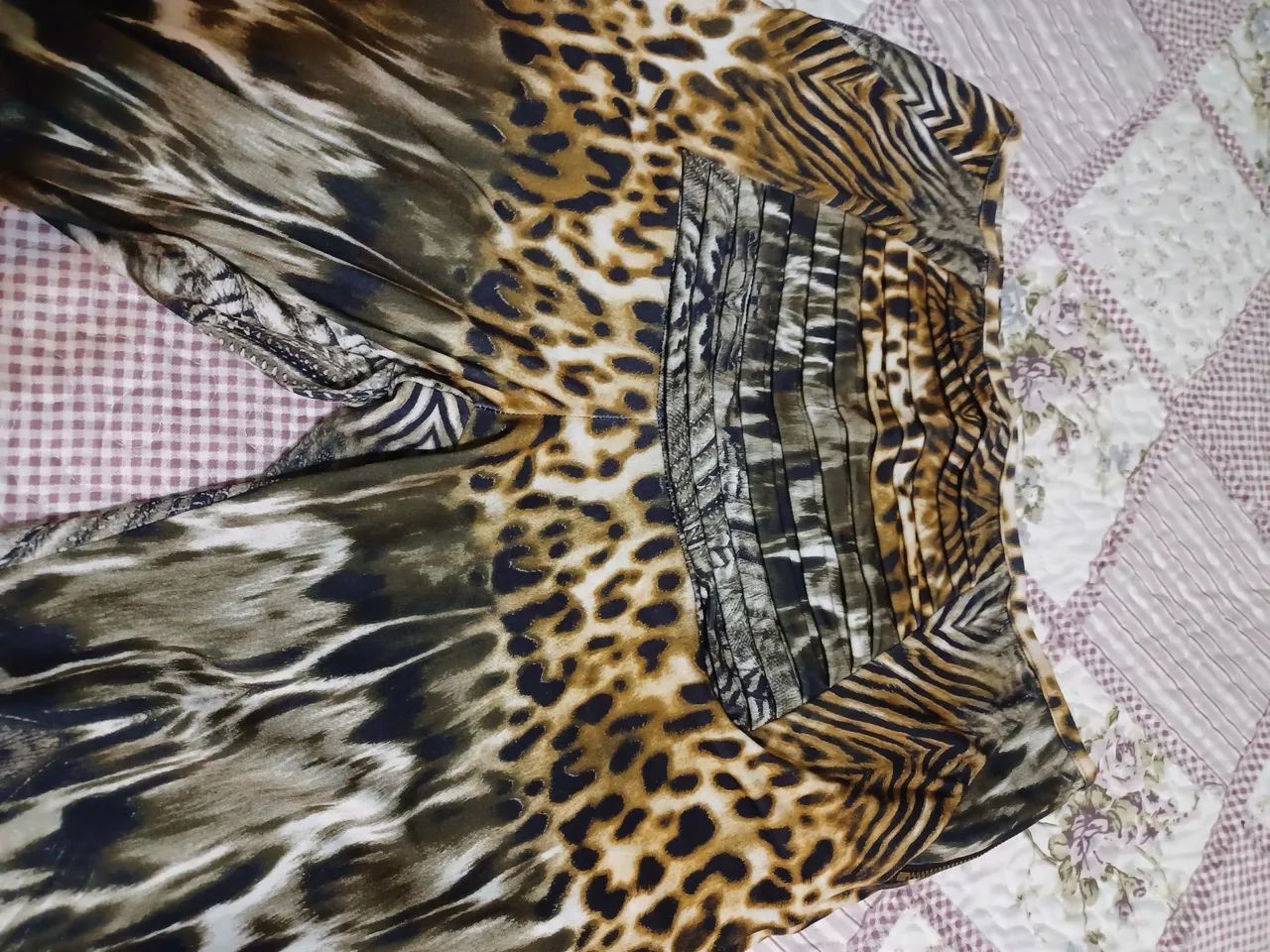 Calça Flare Animal Print núm. 40  marca Canellado