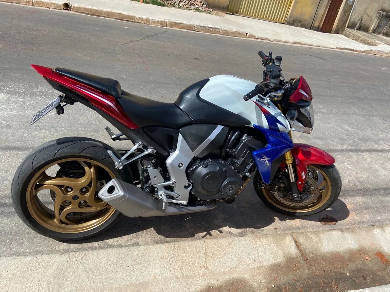 CB1000r 2013