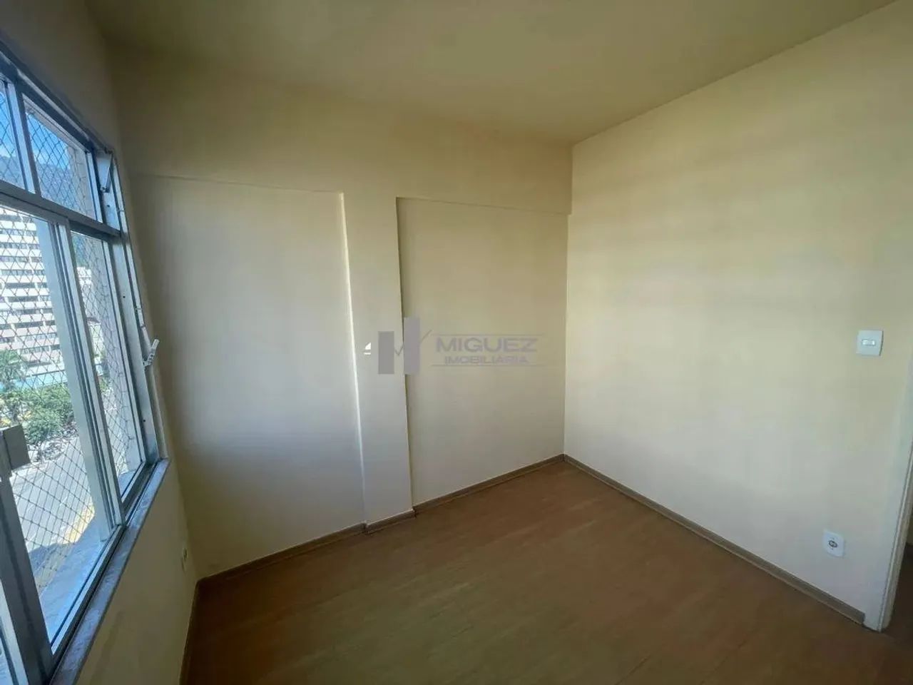 Apartamento para alugar debruçado no Shopping Tijuca! Sala 2 quartos com 1 vaga! - Foto 9
