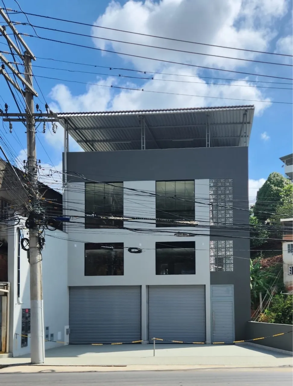 Alugo imóvel comercial / loja na Av. Aristides Campos - Cachoeiro de Itapemirim/ES