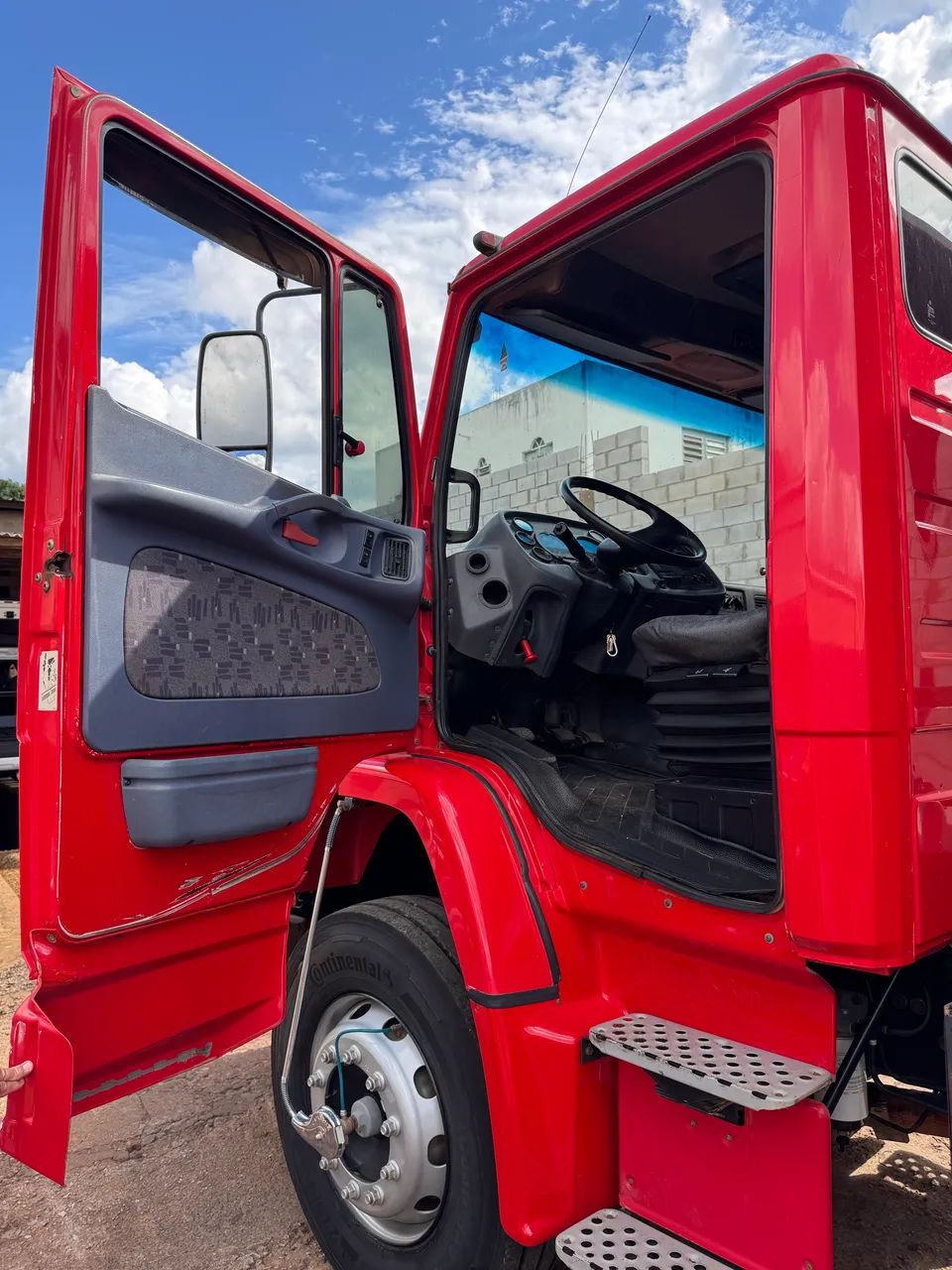 Caminhão Mercedes Benz 1620 Caçamba  - Foto 8