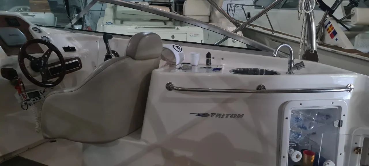 Lancha Triton 230 sport - Foto 11
