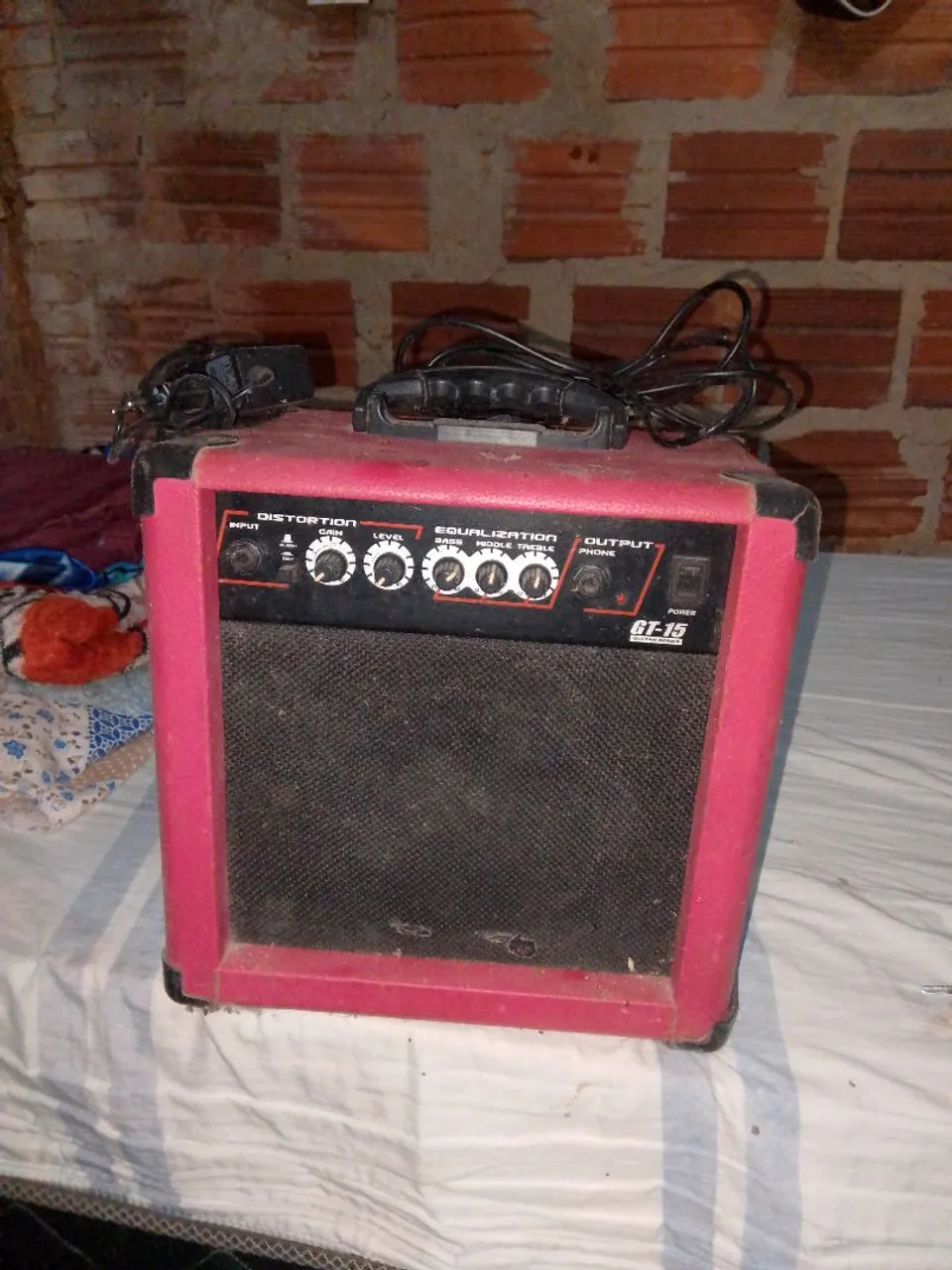 Amplificador Guitarra GT-15 usado