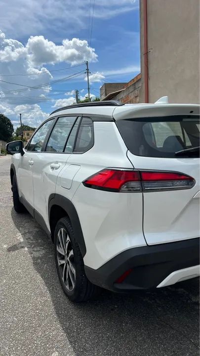 Corolla Cross XRE 2.0  23/23 Branco 31mil km Sem Detalhes estado de zero  - Foto 5