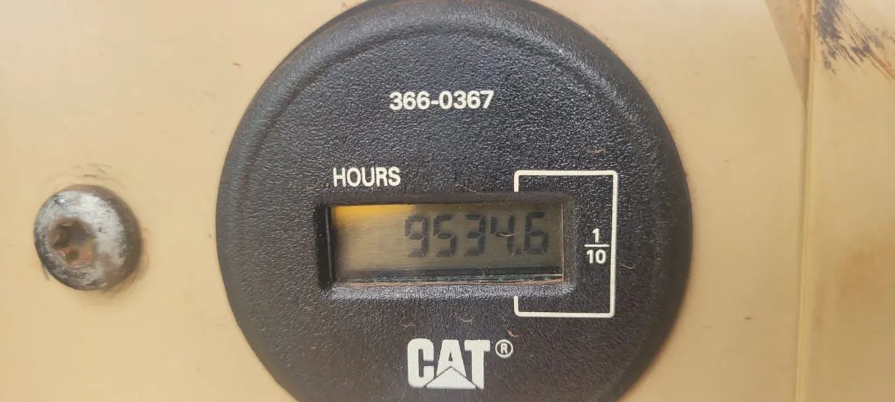 Motoniveladora caterpillar 140k ano 2014 - Foto 5