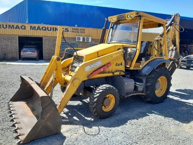 Retroescavadeira randon 406B 4x4 2010