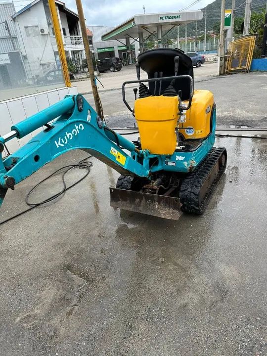 Mini escavadeira Kubota 08 - Foto 3