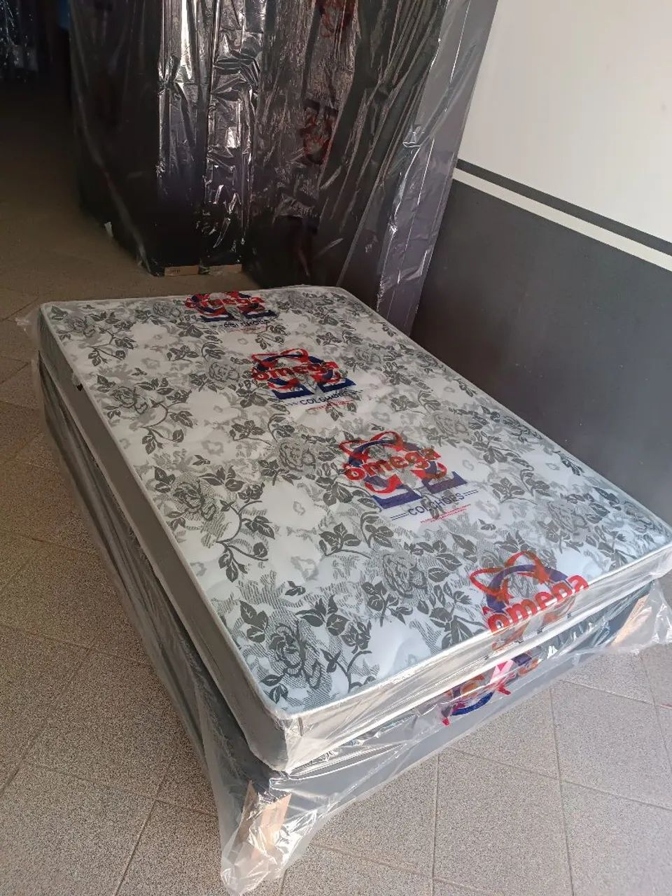 Base mais colchão casal 