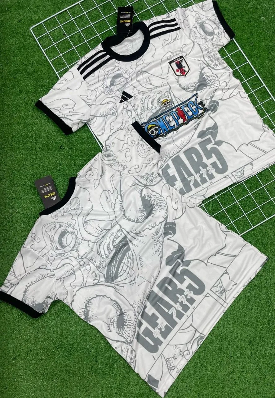 Camiseta Japan - One Piece Gear 5