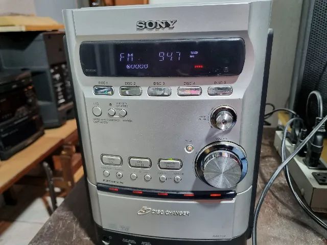 Micro System Sony Cmt- Hpz9 | 140w :) - Prata | Cinza. - 140 W