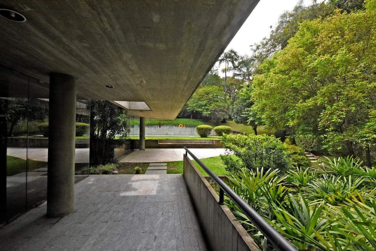 CASA COM TERRENO DE 3.100M² NA REGIÃO DA CIDADE JARDIM - Foto 2