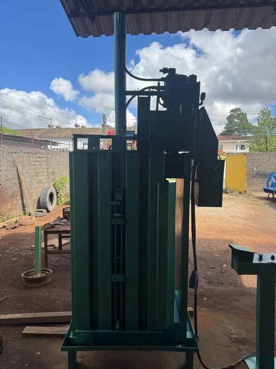 Vende-se Prensa Hidráulica para papelão de 25 toneladas em Maceió/AL. - Foto 2