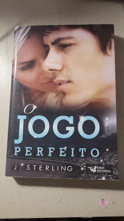 O Jogo Perfeito - J. Sterling