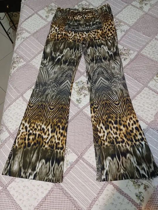 Calça Flare Animal Print núm. 40  marca Canellado - Foto 2