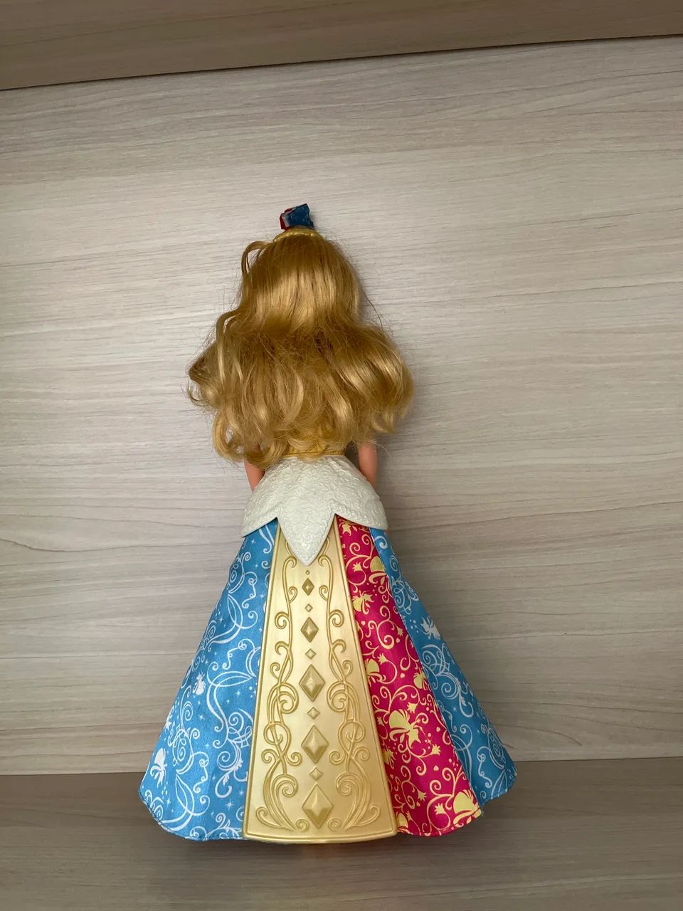 Boneca Aurora vestido mágico  - Foto 2