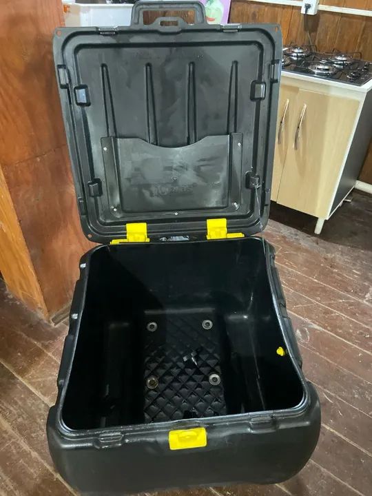 Caixa baú 140 l - Foto 2