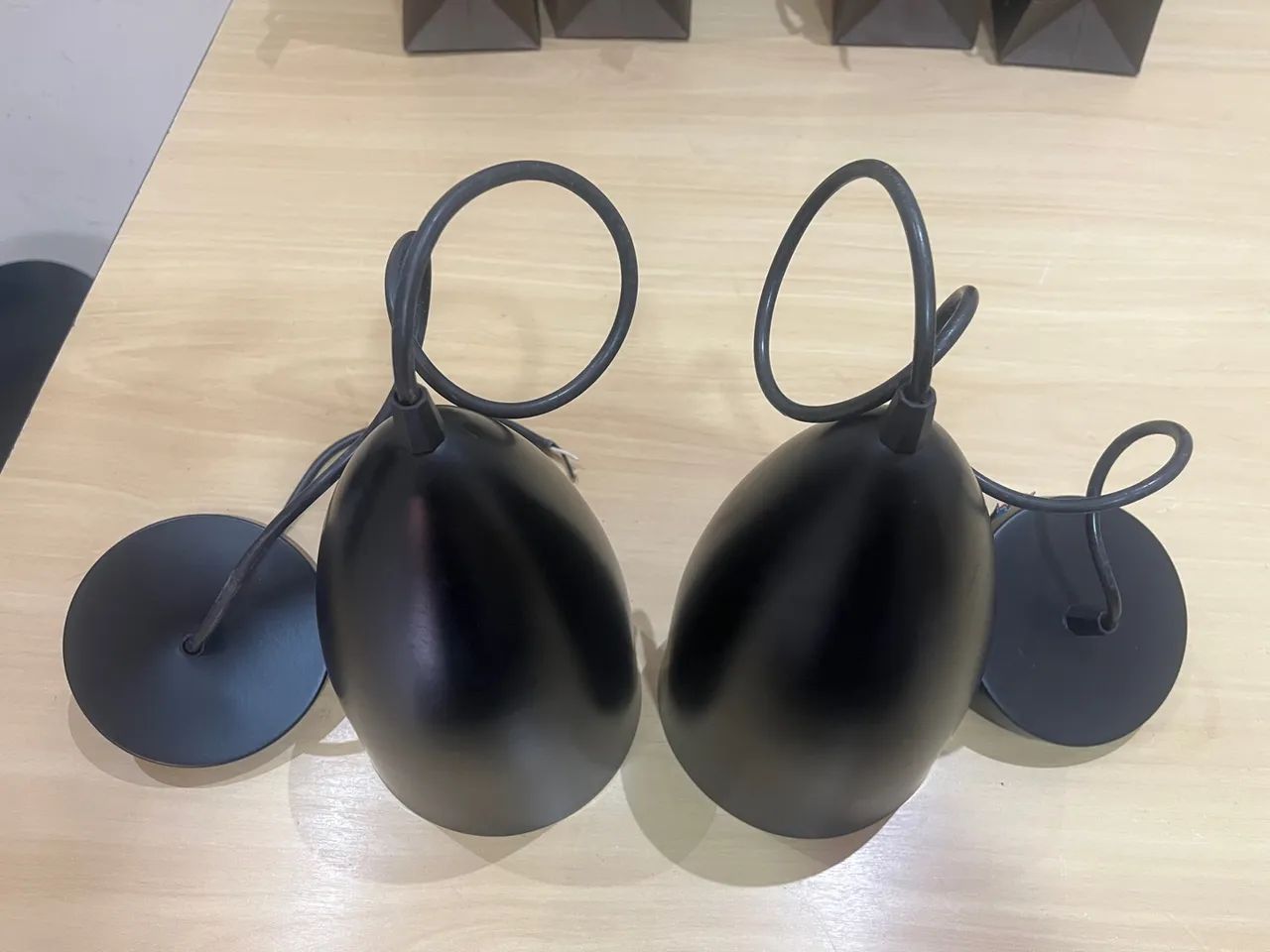 Pendentes de Teto Preto - Design Moderno