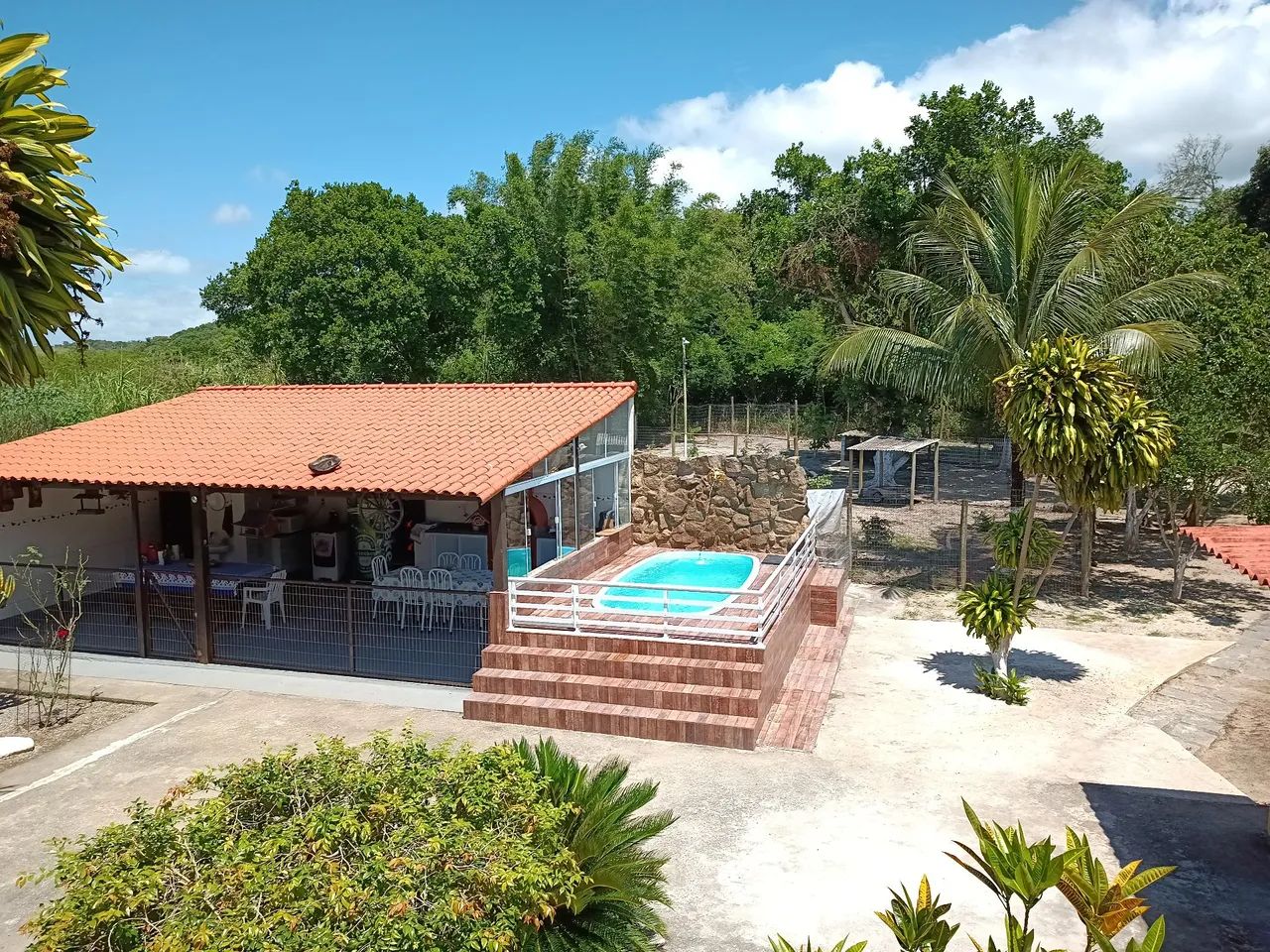 SÍTIO MARICÁ PRÓXIMO PRAIA COM PISCINA