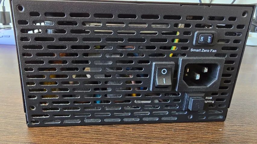 Fonte Modular 650W Smart Pro RGB 80 Plus Bronze PS-SPR-0650FPCBUS-R Thermaltake - Foto 4