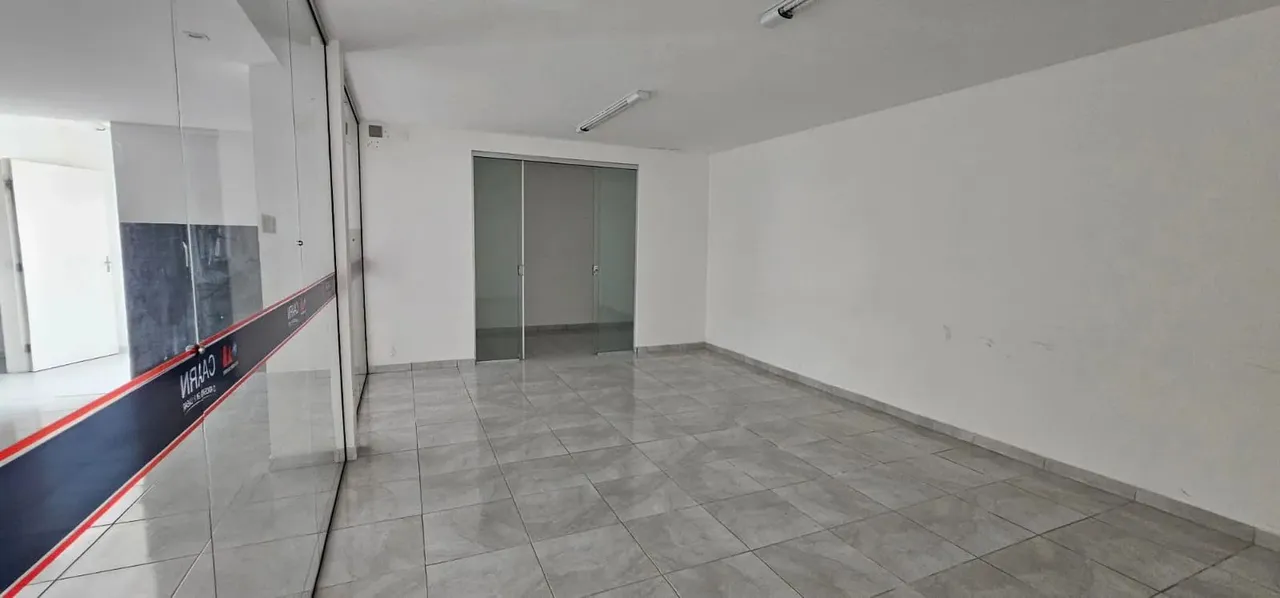 Aluga-se casa comercial em Lagoa Nova, com 280m²
