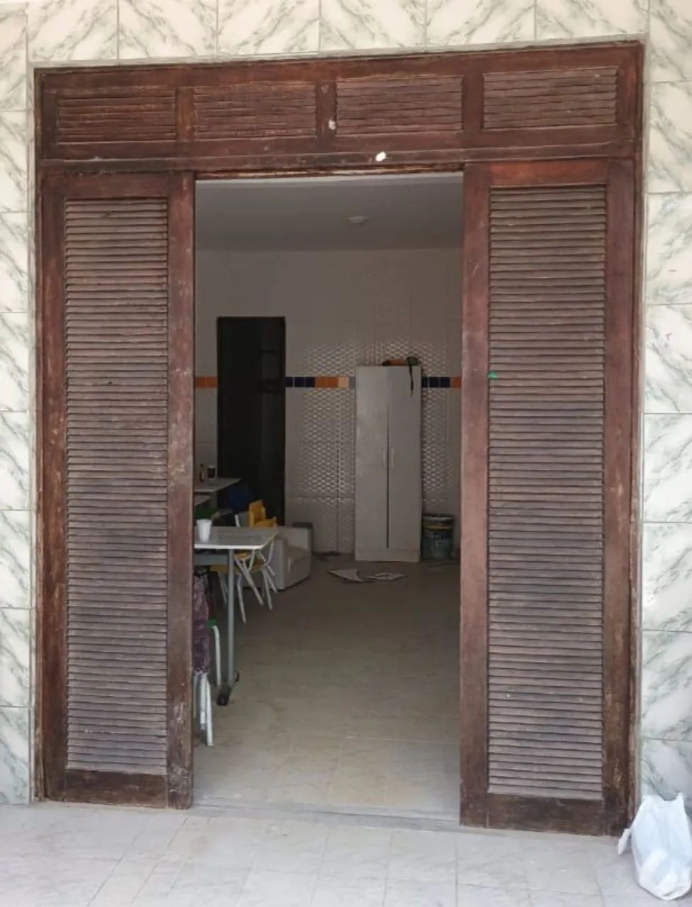 Portas de madeira com vidros - Foto 2