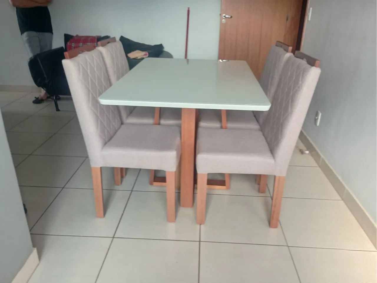 Mesa de Jantar 6 Cadeiras super resistente madeira 