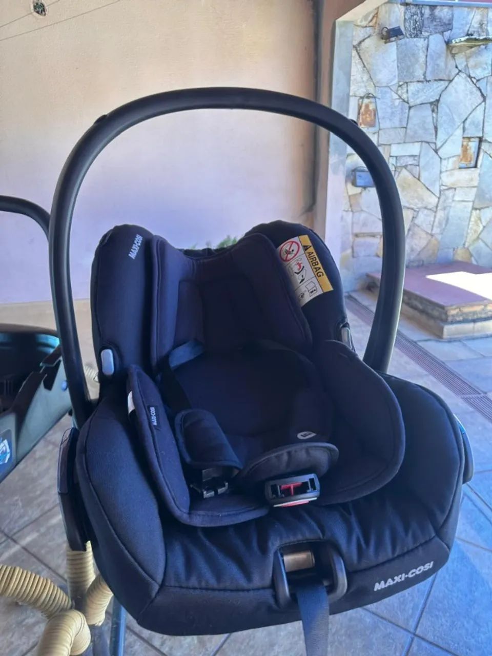 Infant Car Seat - Maxi Cosi Brand