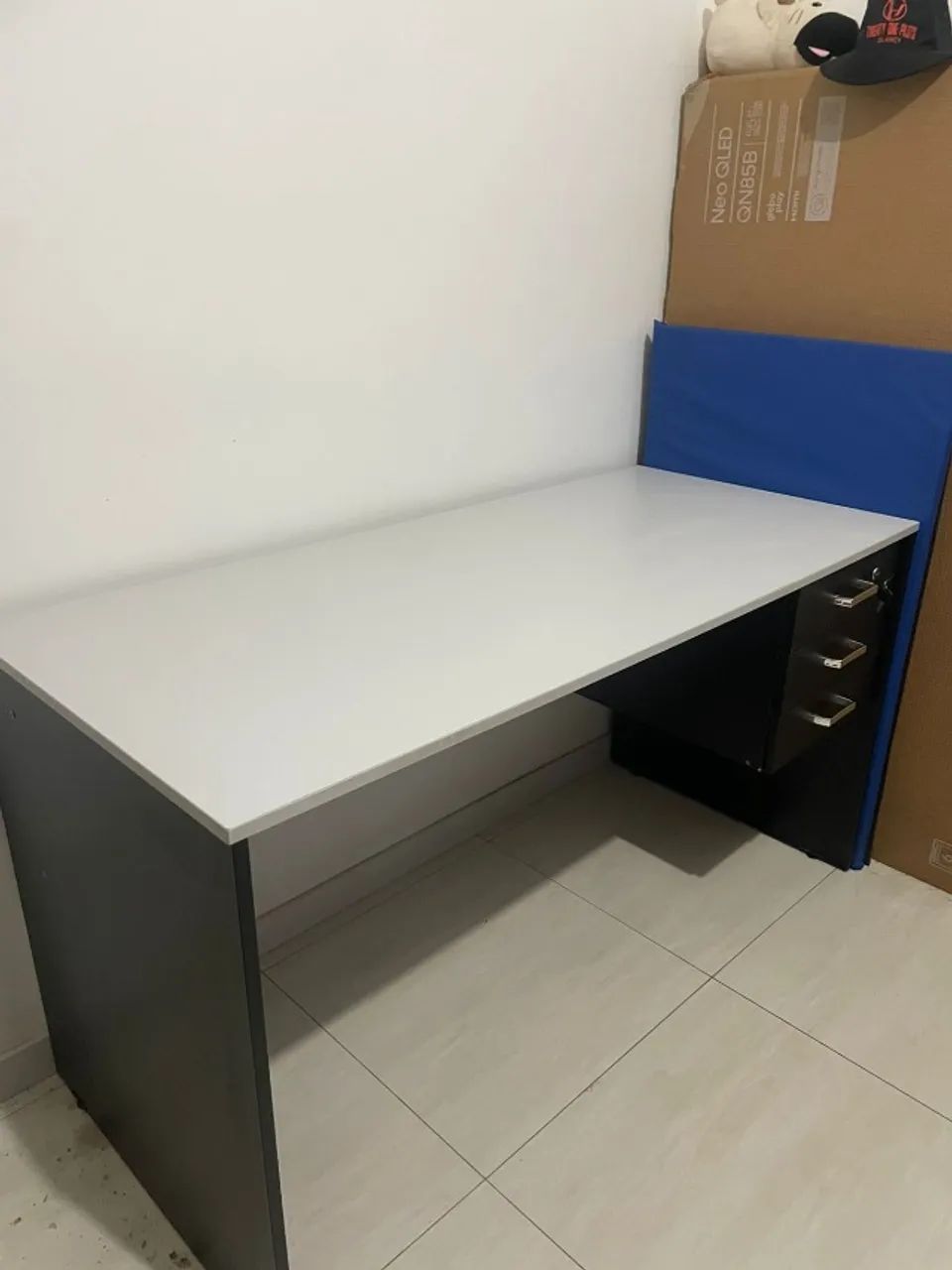 Mesa de escritório65093265820162122
