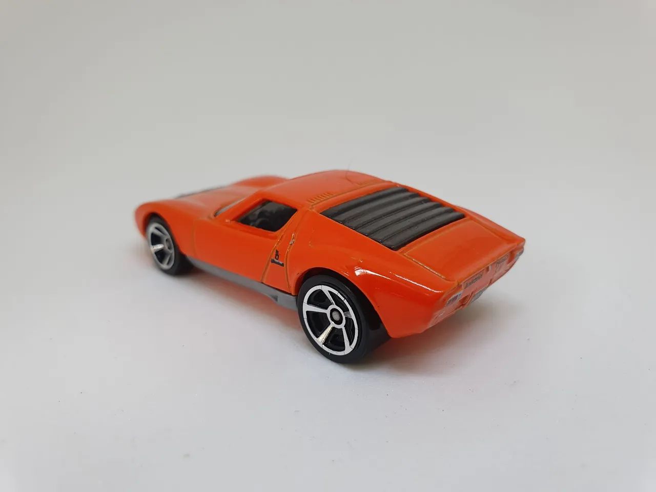 Hot Wheels Lamborghini Miura SV 1971 laranja - Foto 2