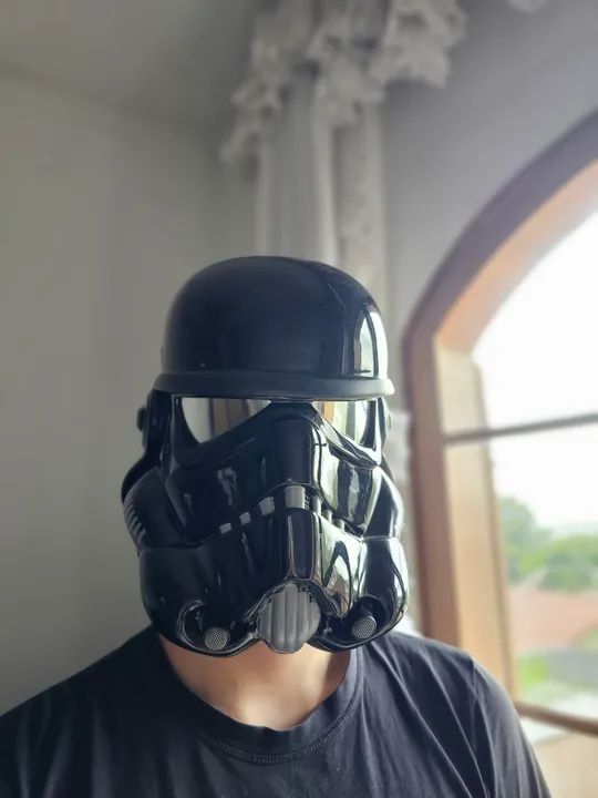 Capacete Stormtrooper Black Edition - Colecionável e Realista! - Foto 4